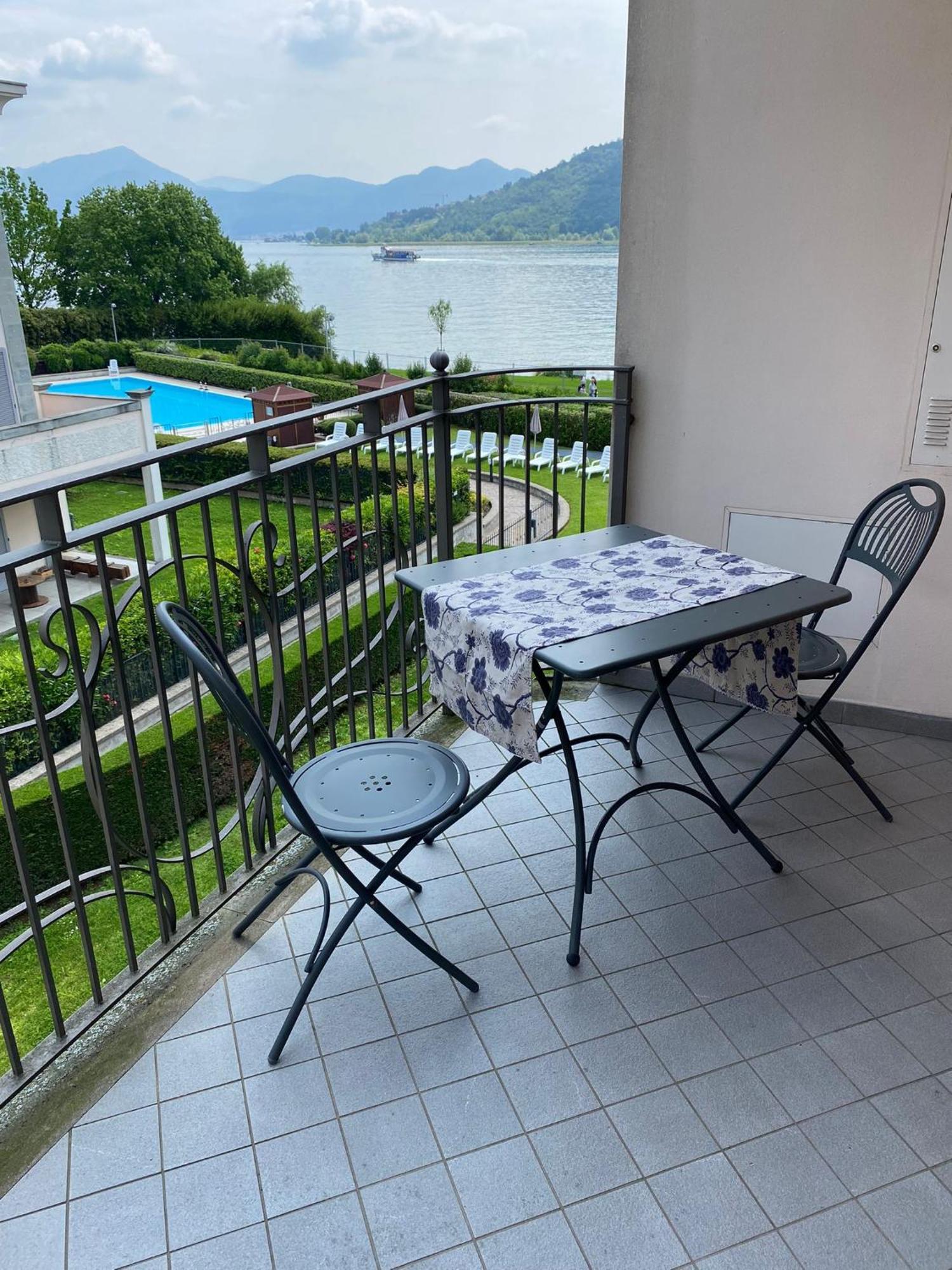 La Casa Di Luca Apartment Sarnico Bagian luar foto
